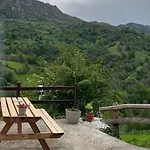 La Casina Del Cabecin En Parque Natural De Redes Holiday home *