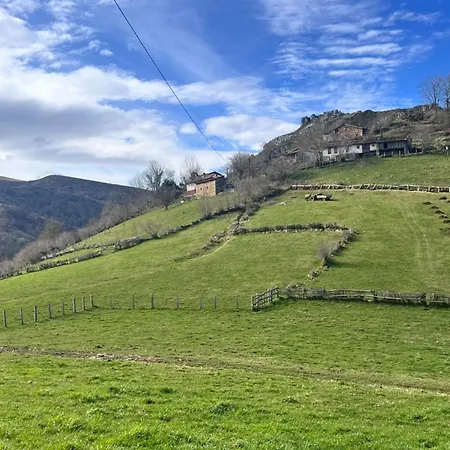 La Casina Del Cabecin En Parque Natural De Redes Dom wakacyjny *