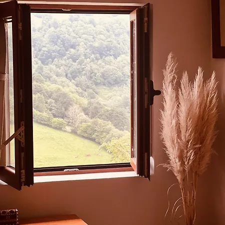 Dom wakacyjny La Casina Del Cabecin En Parque Natural De Redes *